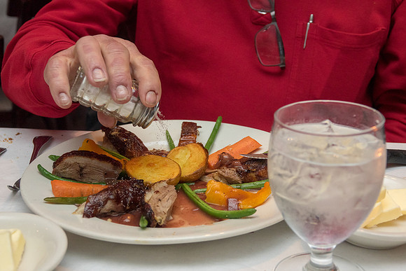 2018-Zoo-Holiday-Dinner-4.jpg