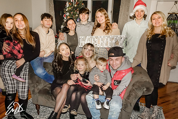 2019-Christmas-Eve-025.jpg